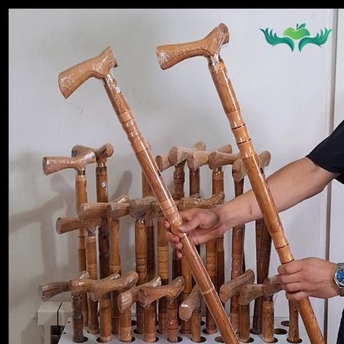 عصا چوبی راش خراطی شده 12 عددی